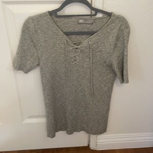 Grey shirt with ties